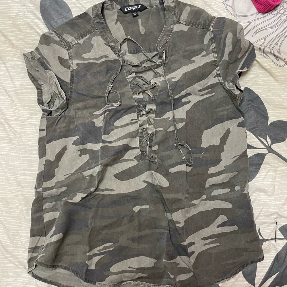 Express shirt